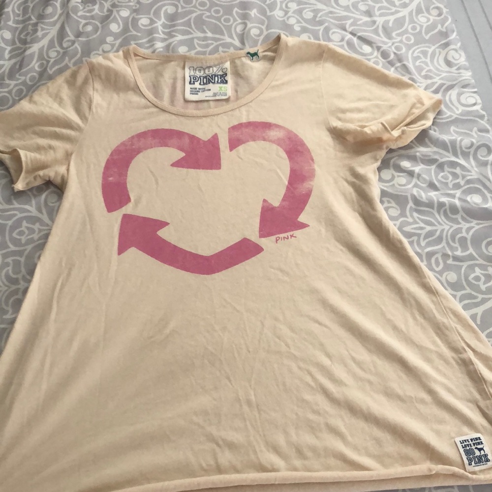 VS Pink ladies XS top with ‘recycle heart’ image